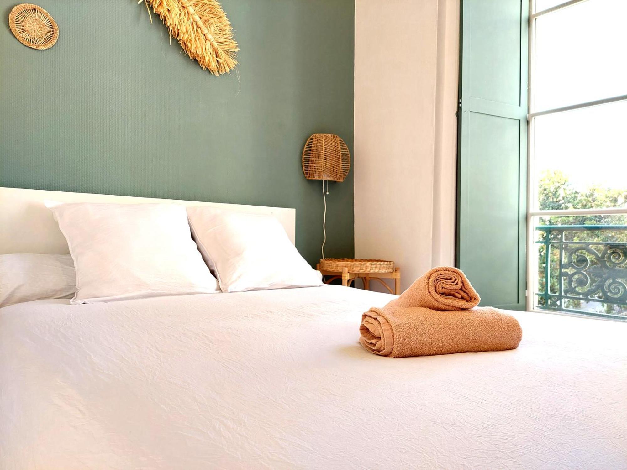 La Vue Royale - Face Au Chateau - Wifi - 4 Personnes 波城 外观 照片